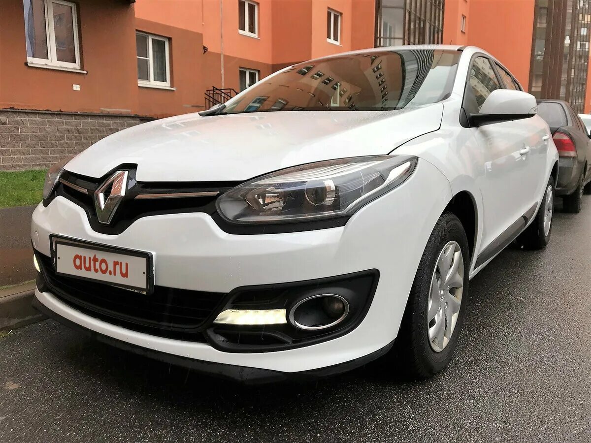 Меган 3 рестайлинг 2. Renault megane iii рестайлинг 2. рено меган 3 рестайлинг 2014. renault меган 3 рестайлинг. рено меган 3 хэтчбек рестайлинг.