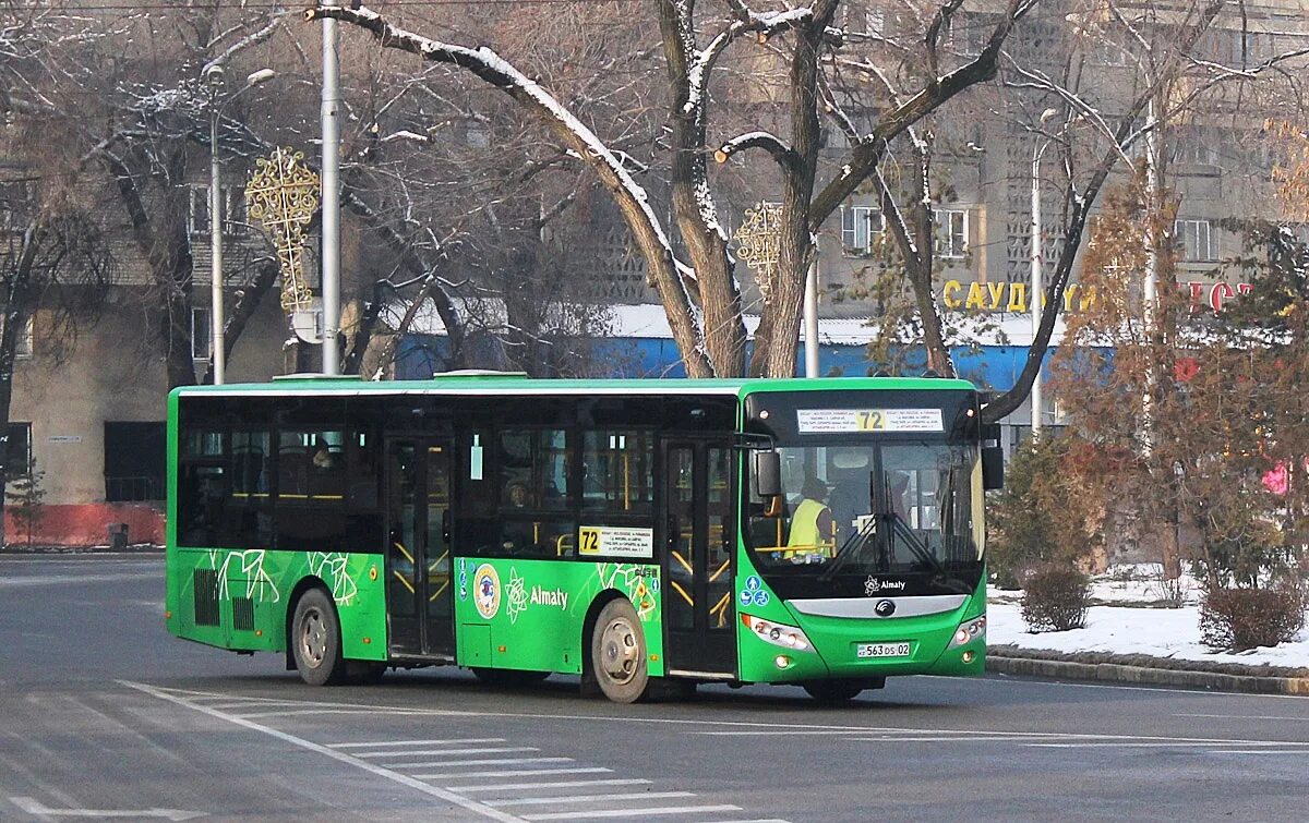 Городской автобус. Автобус 563. Школьный автобус казахстан. 53 автобус караганда. Автобус кз.