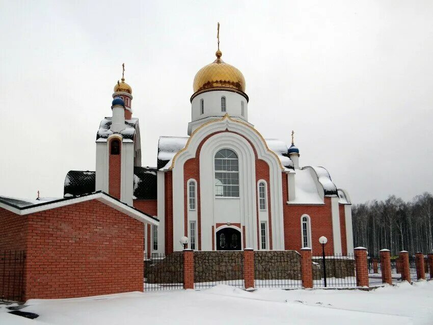 храм на краснолесья екатеринбург. церковь владимира равноапостольного калининград. церковь владимира равноапостольного екатеринбург. храм святого равноапостольного князя владимира екатеринбург. храм владимира равноапостольного артемовский.