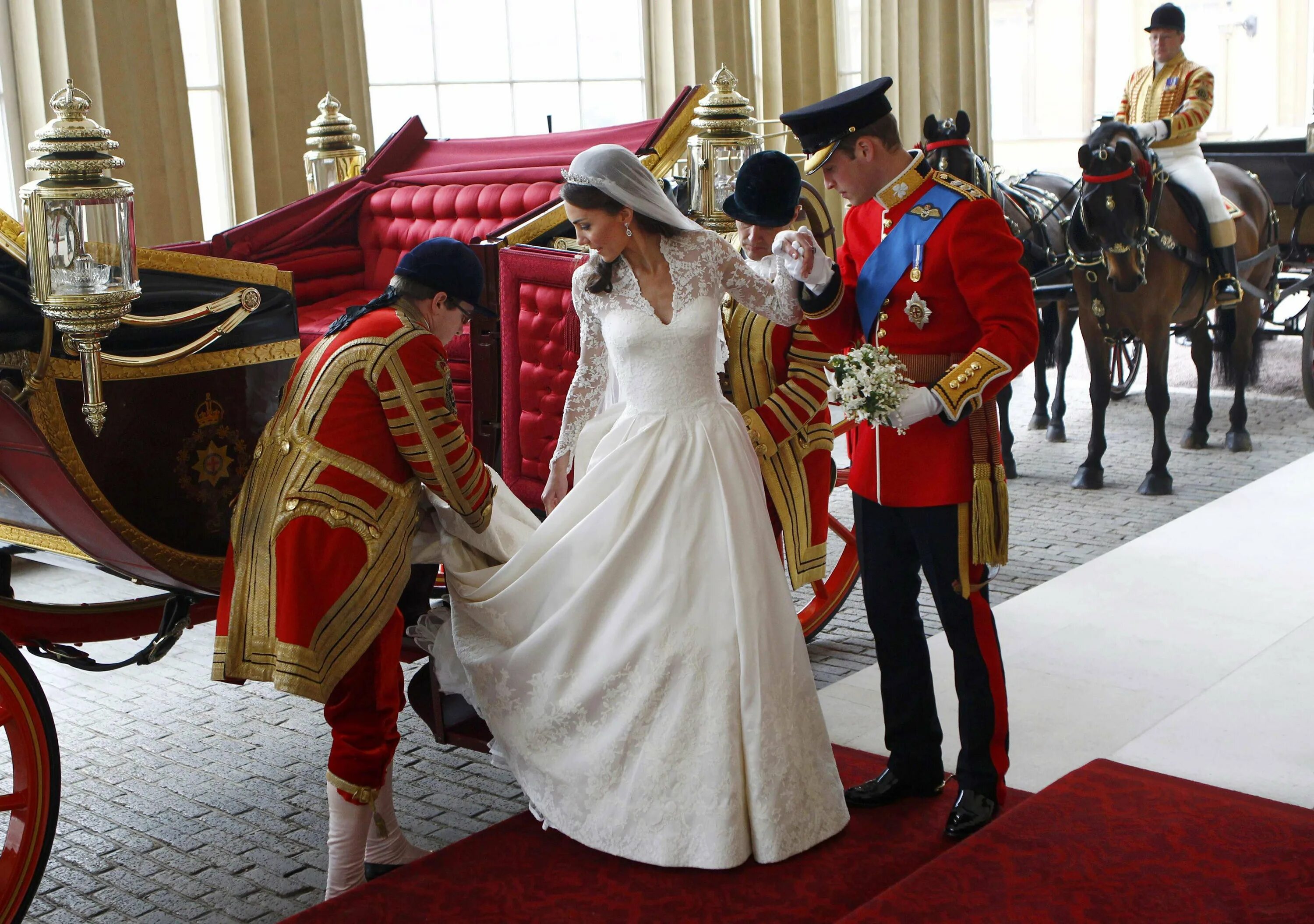 Царская свадьба. Свадьба Кейт Миддлтон и принца Уильяма. Королевская свадьба Кейт и Уильяма. Кейт Миддлтон свадьба. Свадебное платье Кейт Миддлтон.
