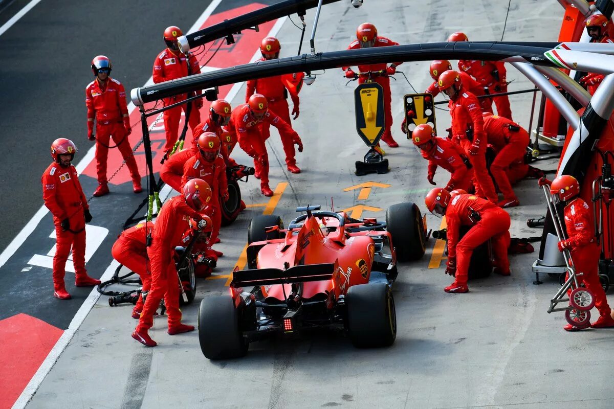 Следующая формула 1. Команда Феррари ф1. F1 команда Феррари. Феррари (команда «формулы-1»). Ferrari f1 Team.
