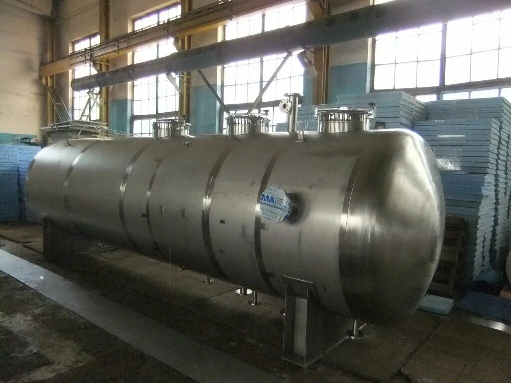 Полуприцеп-цистерна цжу. Аппарат емкостны цилиндрический (v 25-200м3). Оборудование цистерн. Helyx 11м3. Оборудование цистерн.