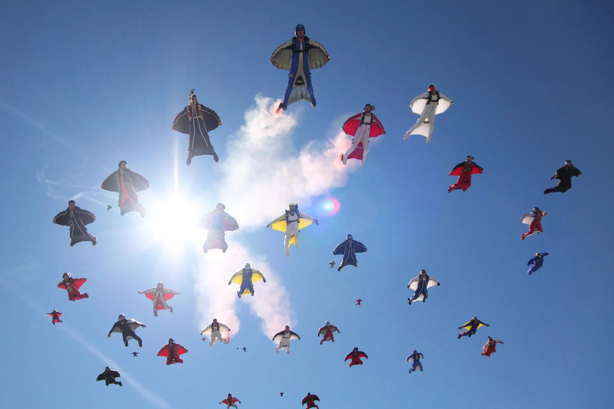 птеранодон и кетцалькоатль. динозавры летающие птеродактиль. летающий человек. птеродактиль. летающие имена.