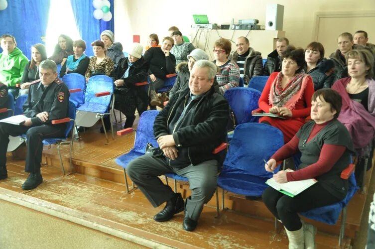 Хабаровск мухен. Дом культуры мухен хабаровский край. П. Посёлок мухен хабаровский край. П мухинохабаровскийкрай.