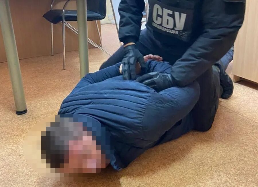 задержание коррупционеров. чиновники полиции. чиновник попался на взятке. задержание коррупционеров. фсб задержание коррупционеров.