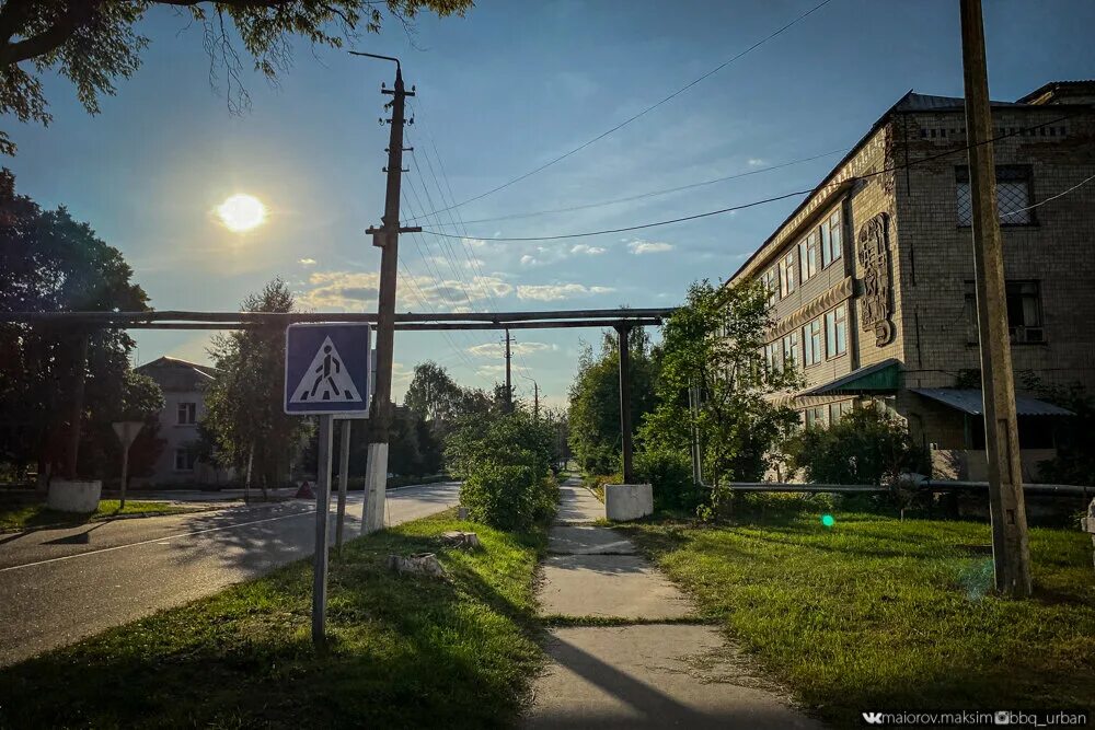 Чернобыль город сиреноголовый. Жить в городе. Чернобыль город до аварии. Фото лета в городе. Чернобыль живут люди сейчас 2024