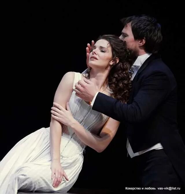 Пьеса коварство и любовь. Коварство и любовь герои. Коварство и любовь спектакль. Пьеса коварство и любовь. Пьеса шиллера коварство и любовь.