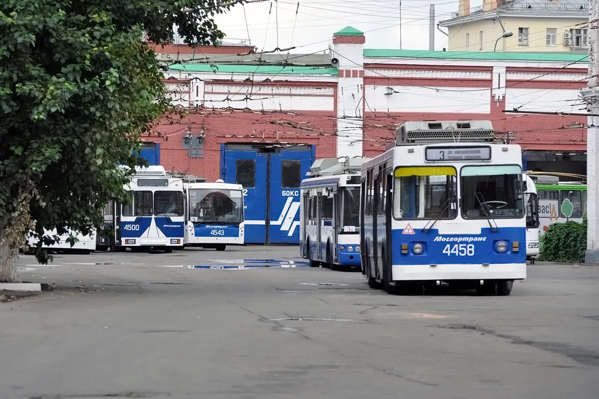 Троллейбусный парк сайт. 4 Троллейбусный парк Москва. 2 Троллейбусный парк Москва. 4 Троллейбусный парк им Щепетильникова. 5 Троллейбусный парк Москва.