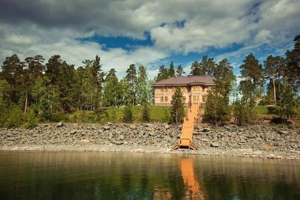 Люкс падун. Люкс отель братск падун. набережная братск падун. гостиница люкс братск падун ресторан. гостиница люкс братск падун набережная.
