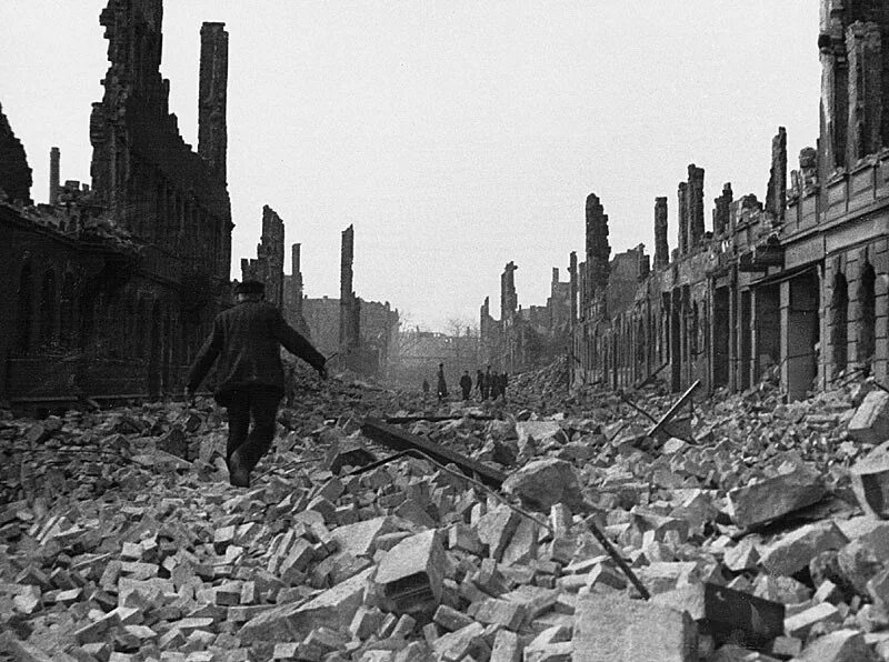 Германия после 1945. Дрезден после бомбардировки 1945. Дрезден после бомбежки 1945 год.