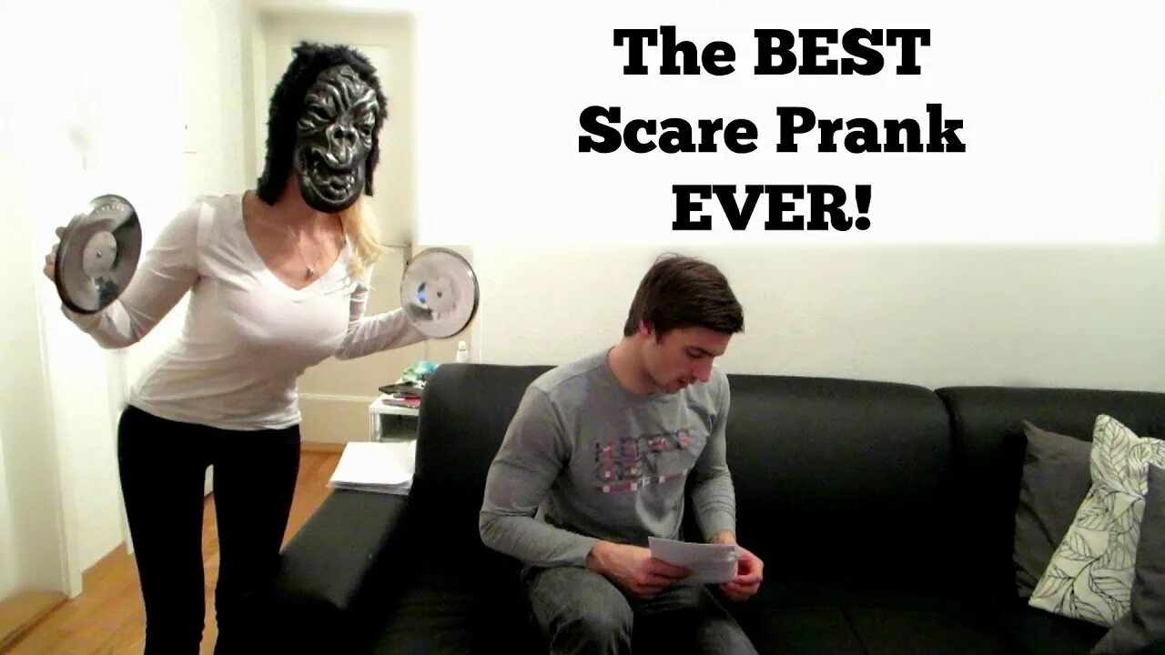 It just a prank. Best pranks. best pranks ever.