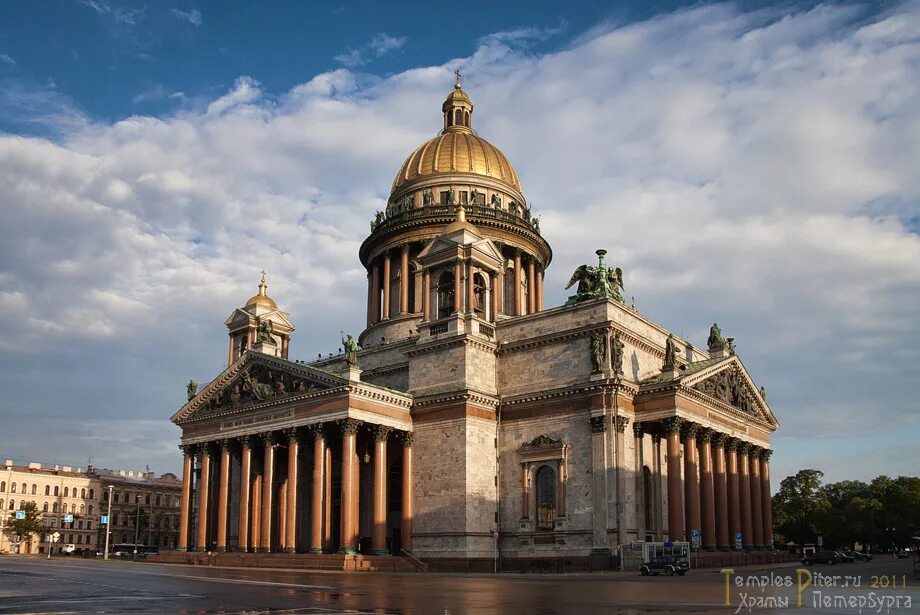 Направления архитектуры в россии. Исаковский соборо в Санкт-Петербурге.