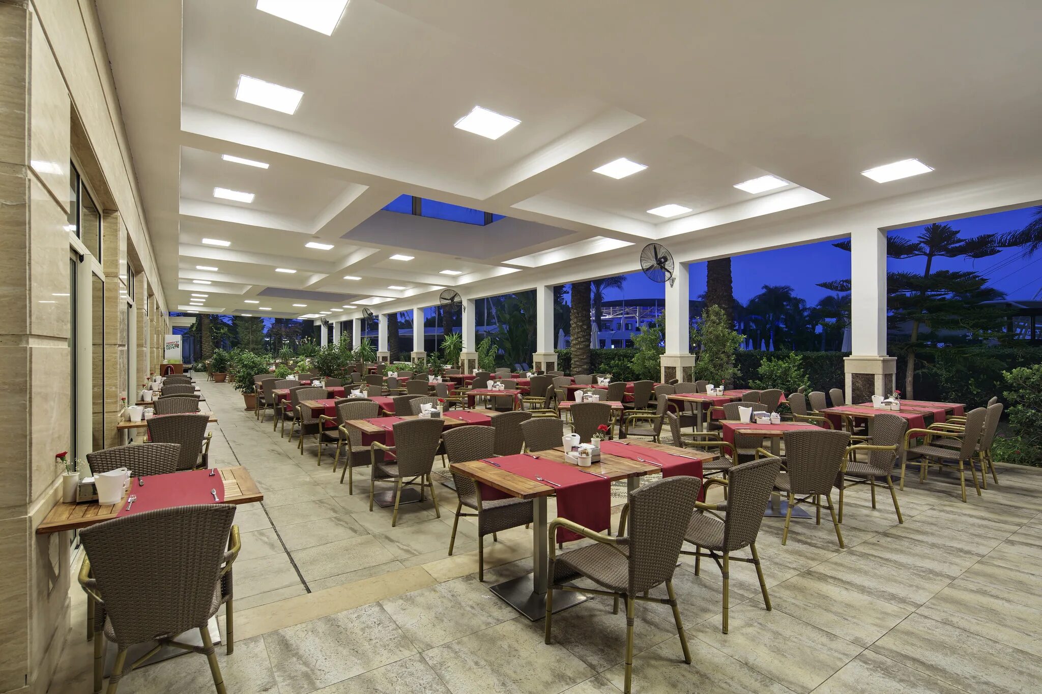 Отели кристал белек. Отель кристалл фэмили резорт белек. Crystal waterworld resort spa 5 турция. Crystal waterworld resort 5 турция. Отель кристалл белек турция 5.