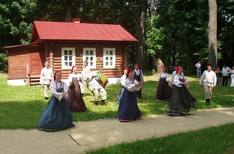 Спасское-Лутовиново Тургеневский праздник. Спасское Лутовиново школа. Школа в Спасском Лутовиново. Спасское-Лутовиново праздник. Спасское лутовиново масленица 2024