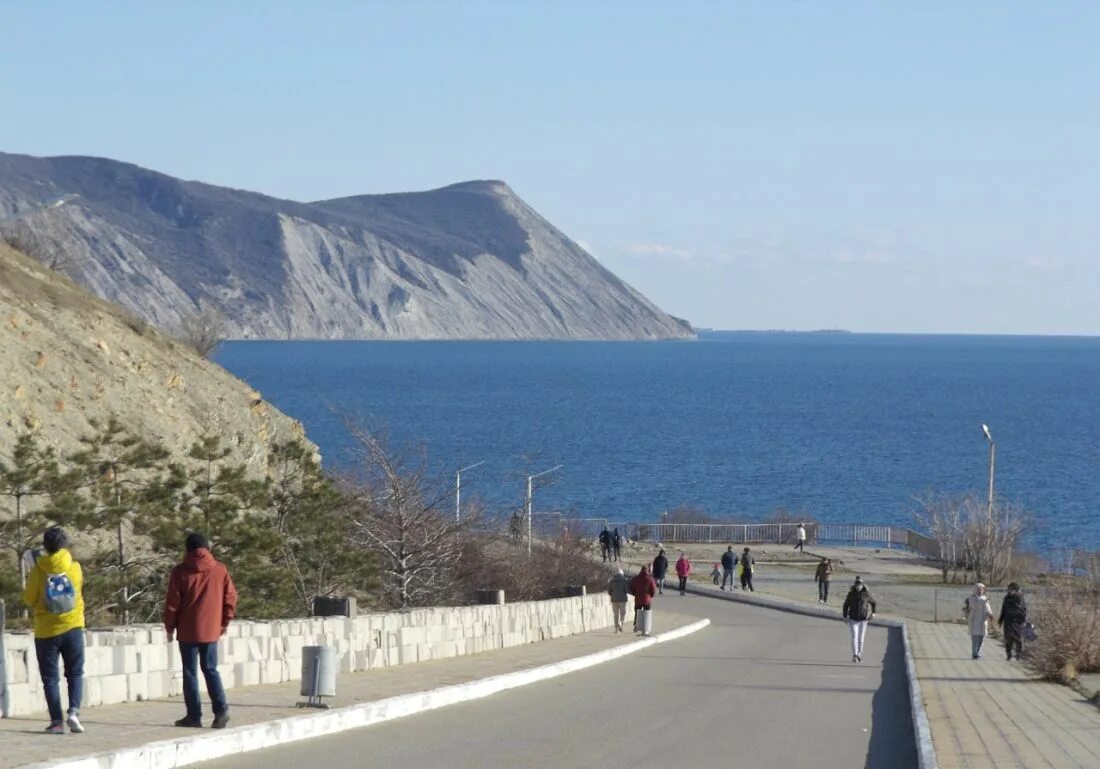 Анапа в марте. Анапа в апреле. Анапа весной. Анапа в феврале фото. Выходные в краснодарском крае 2024