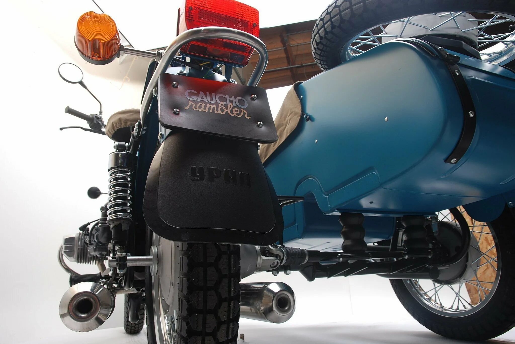 Мотоцикл урал гирап. Урал с цепным приводом. Привод на люльку урал. Привод мотоцикла урал. Полноприводный мотоцикл урал 3х3.