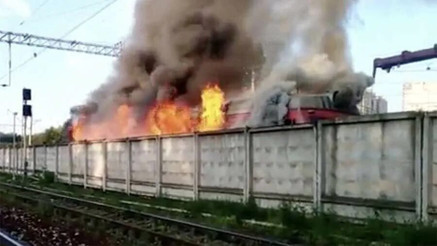 Пожар в депо зеленоград. Московское пожарное депо. Пожар в депо зеленоград. Пожарное депо новая москва. Пожар в депо зеленоград.