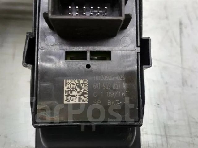 Блок управления стеклоподъемниками шкода рапид. 6v1959857a whs. 6v1959857a. 6v1959857awhs. блок стеклоподъемников rapid.