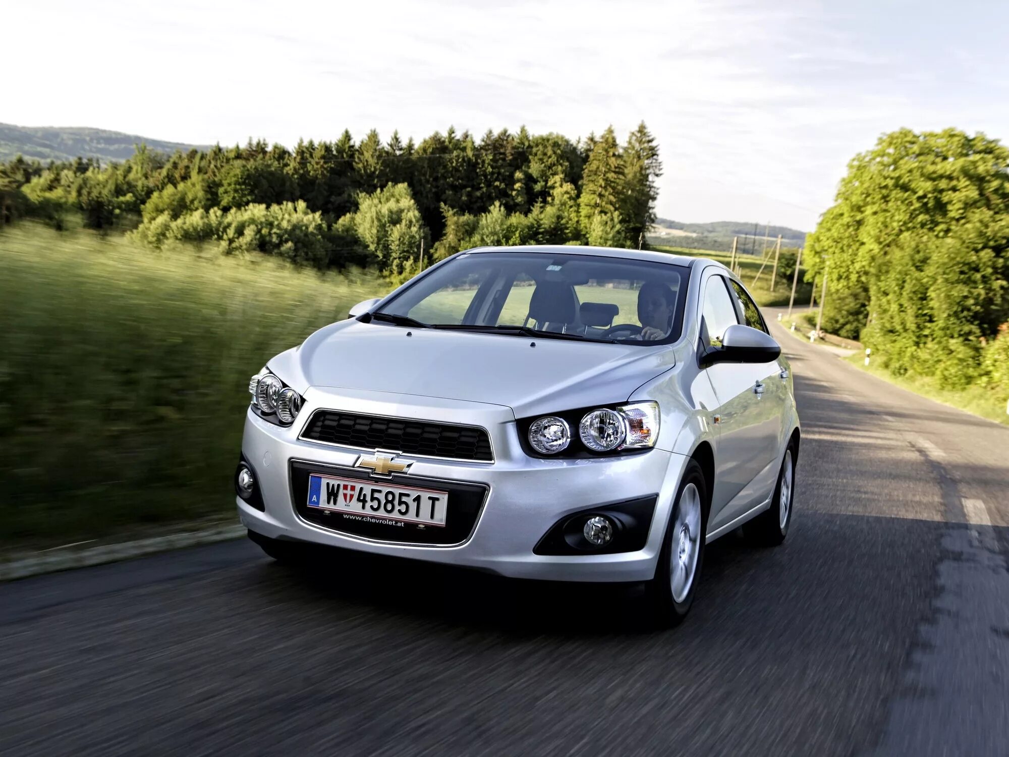 Chevrolet aveo t300 2015