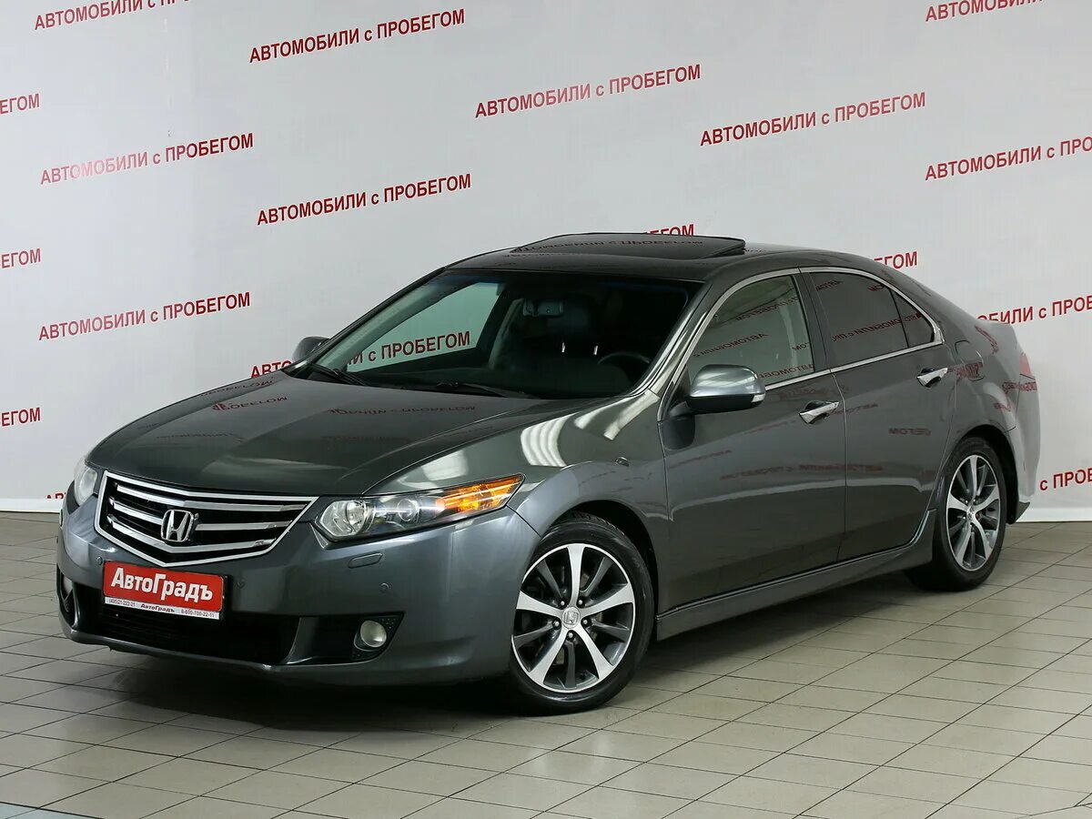 Honda Accord 8 2008-2012. Хонда седан с4. Хонда Accord кат.ТС-В/4 2012. Машина Хонда автосалон. Хонда с пробегом купить спб