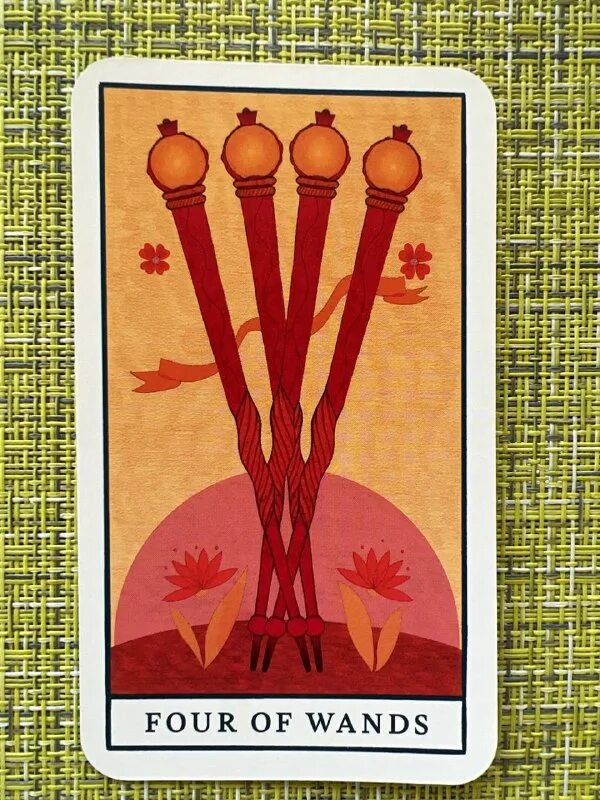 колода таро wicca. четверка жезлов да нет. таро райдера-уэйта rws. 1 жезлов таро. четверка жезлов да нет.