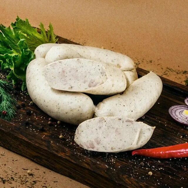 мюнхенские колбаски. сардельки мюнхенские белые. мюнхенские колбаски. мюнхенские колбаски гриль. мюнхенские белые колбаски.