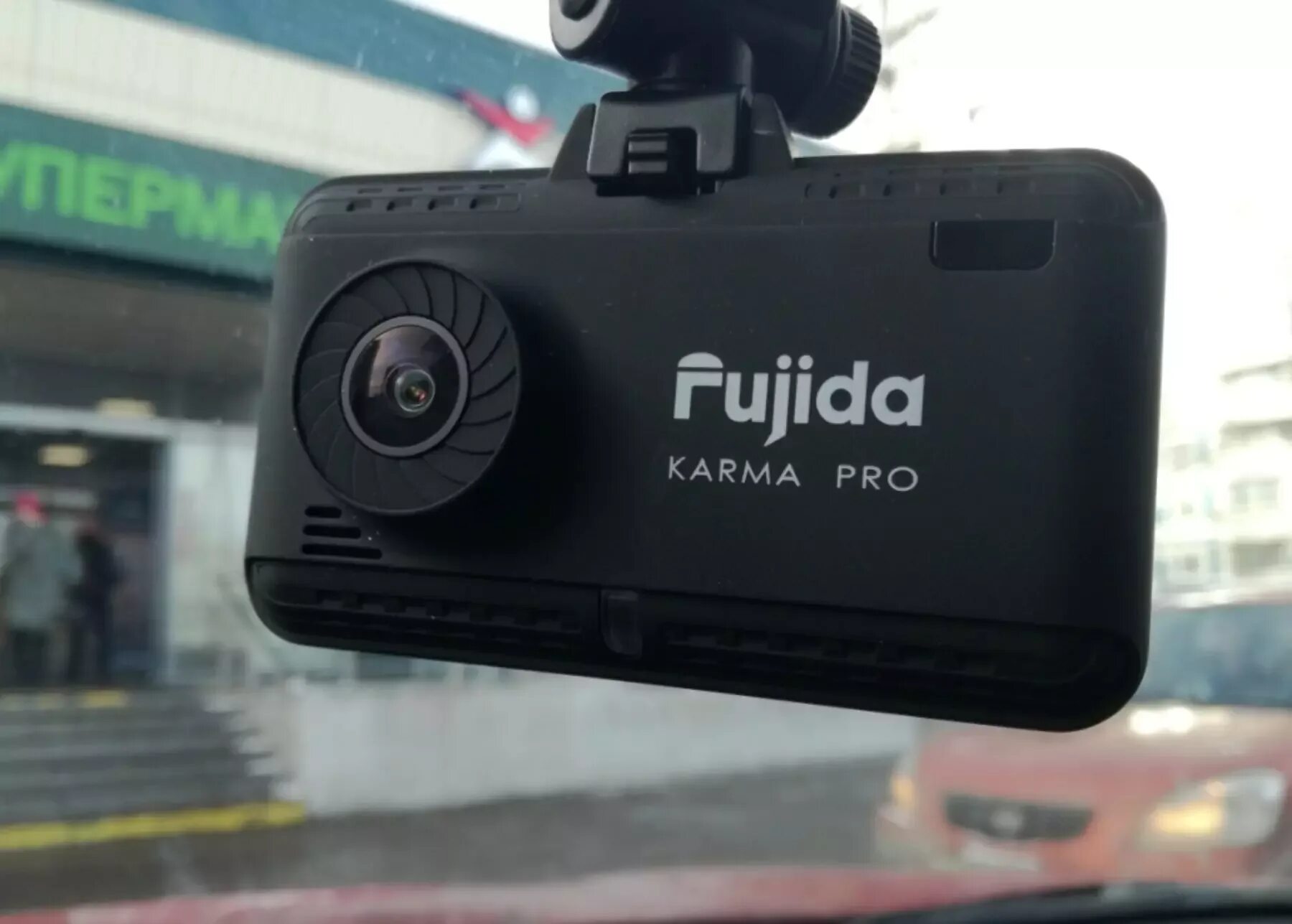 Видеорегистратор fujida karma pro s wifi. Авторегистратор fujida. видеорегистратор fujida karma. антирадар регистратор fujida. присоска для видеорегистратора fujida karma pro.