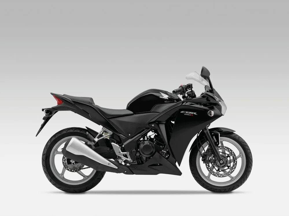 Honda CBR 250r. Хонда СБР 250. Honda CBR 250 2011. Honda CBR 250r черный. Honda r мотоцикл