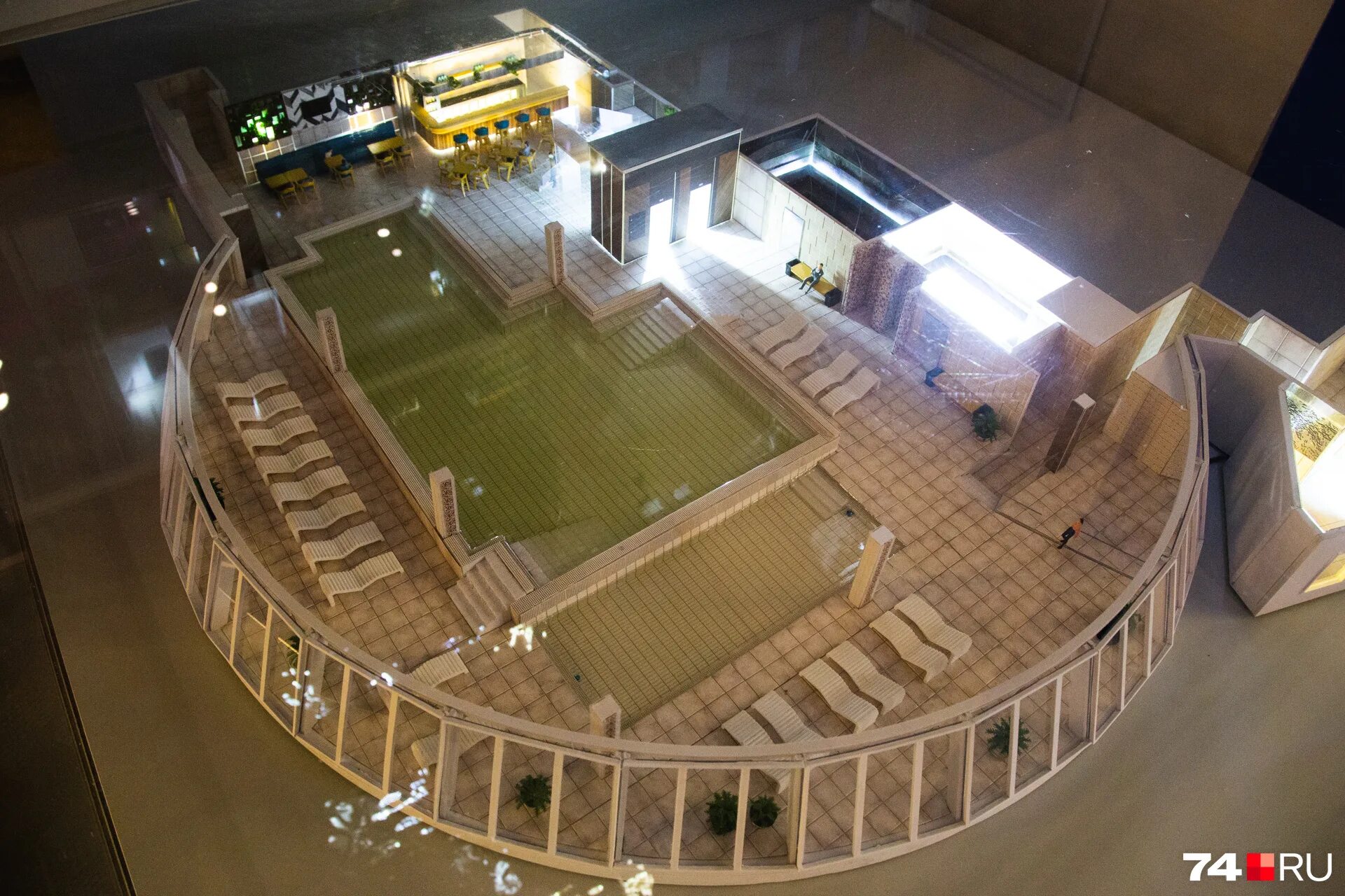 мегаполис бассейн на крыше