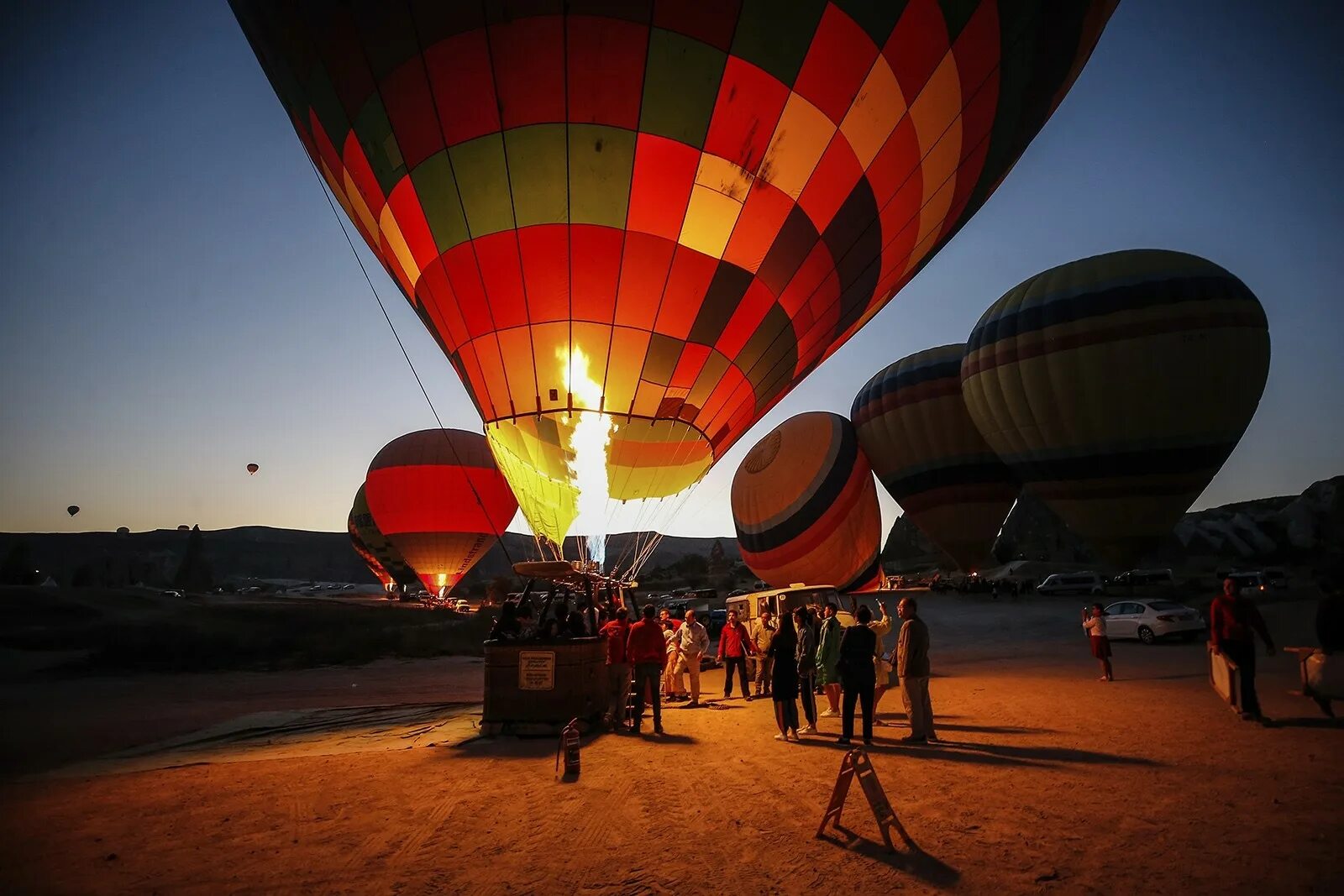 Каппадокия полет на воздушном шаре. Каппадокия Festival Air Balloons. Каппадокия шары полет. Каппадокия фестиваль воздушных шаров 2018.