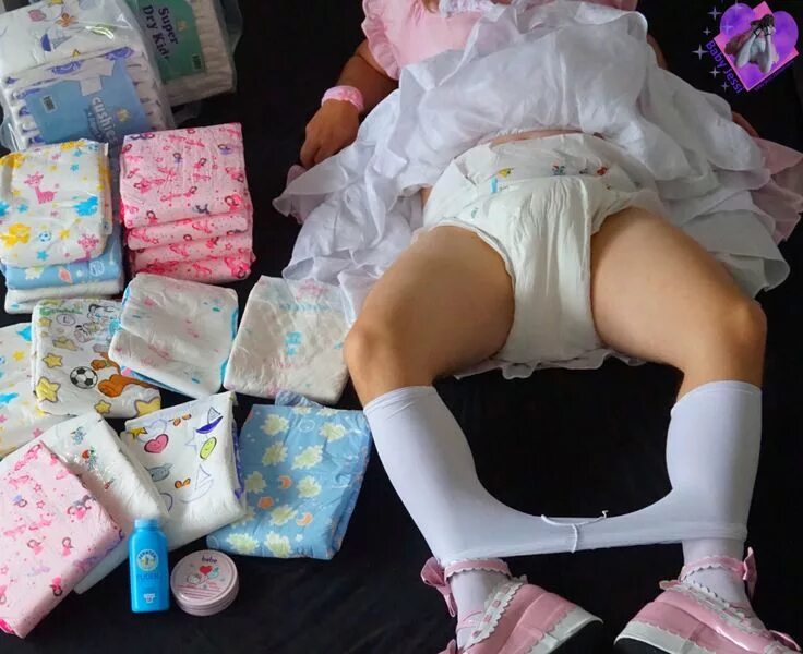 Менять ли подгузник ночью. Abdl памперс 7л. Abdl pampers колготки. Abdl diaper подгузники.