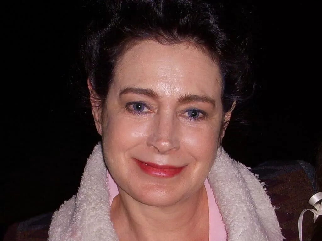 Sean young. Sean young 2021. Sean young анфас. Янг, Шон толстая.