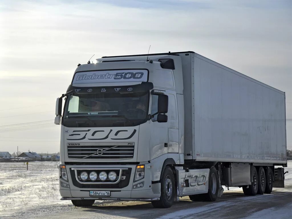 Volvo fh 2008. Volvo FH 12 Дагестан. Алтайский край Volvo FH. Вольво фура Казахстан. Volvo FH заводской планшет.