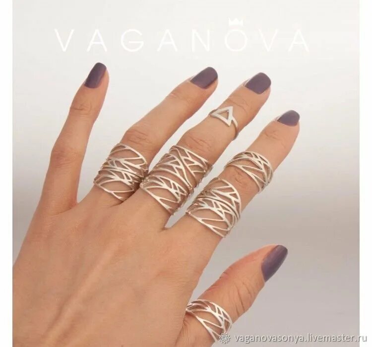 Кольцо с цепочкой на палец. Кольцо на пальце. В каком пальце две фаланги. В каком пальце две фаланги. В каком пальце две фаланги.