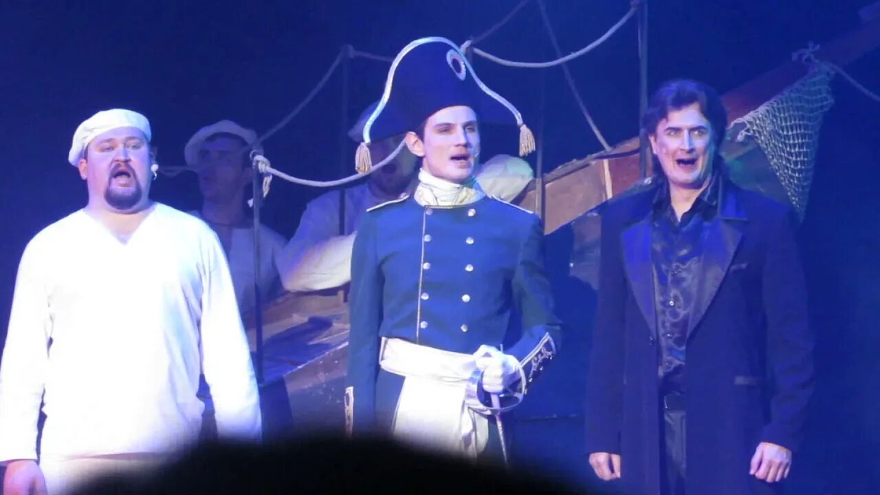 Юнона и авось о чем кратко рок опера. Моряки авось. Резанов юнона и авось. Песня про моряков. Юнона и авось ленком певцов.