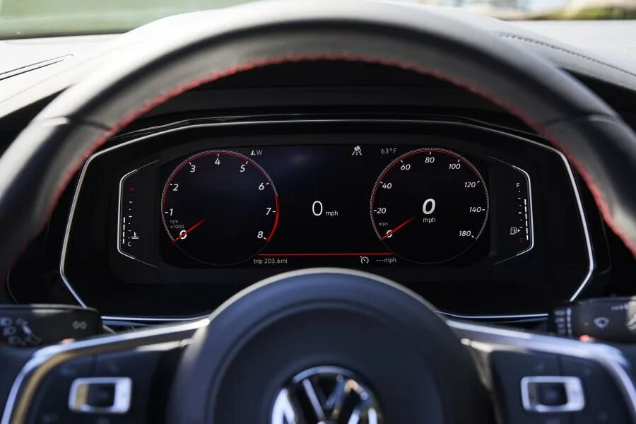 Тигуан 2 панель приборов. Панели 2019. Kia optima 2020. Спин панели. Руль от субару форестер 2021 год.