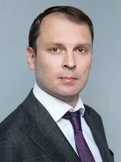 Директор пао моэк