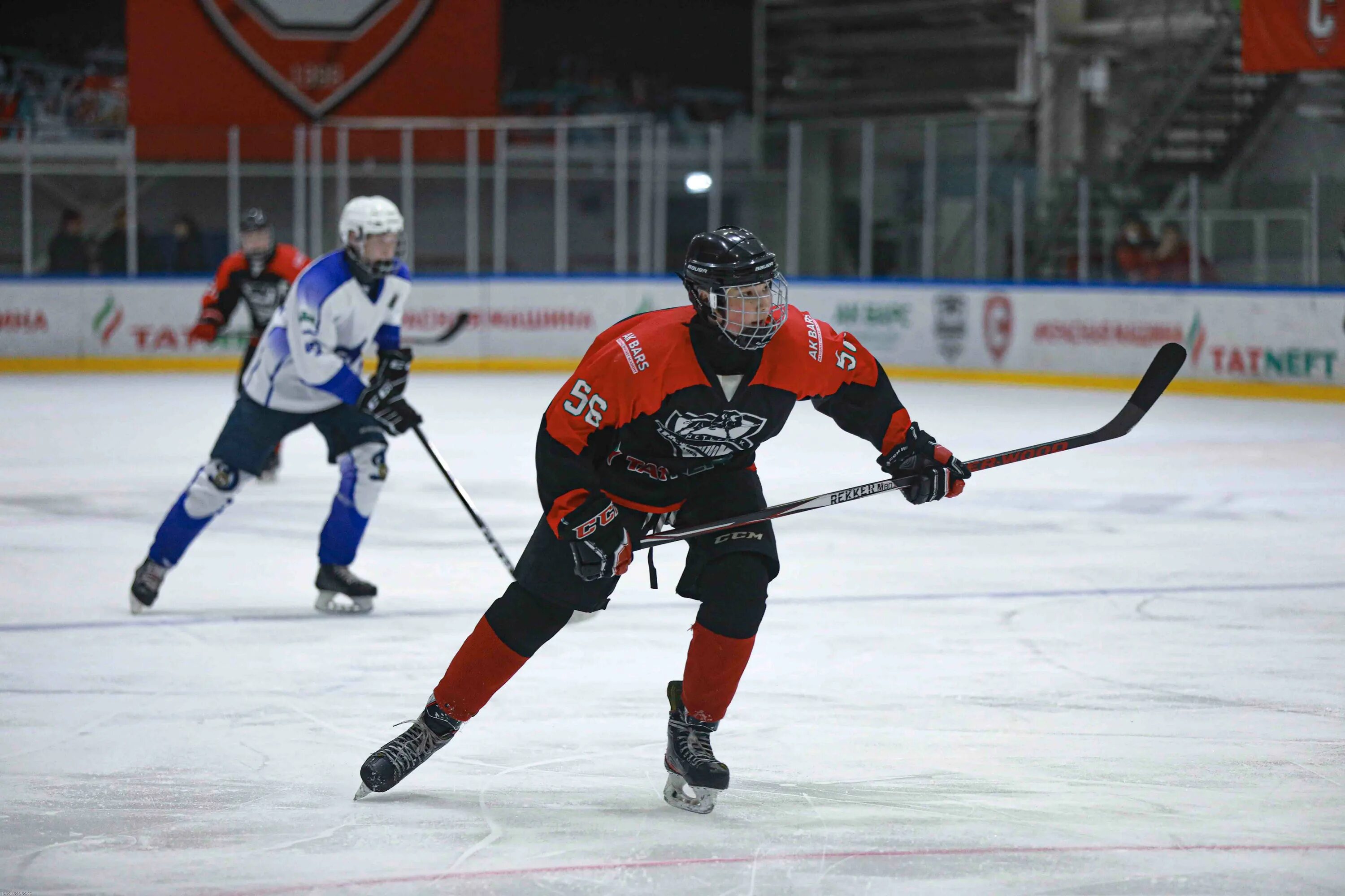 Альметьевск юхл. Сайт ахк нефтяник. Нефтяник 2009. Нефтяник вхл. Камиль шиафотдинов хоккеист зауралье.