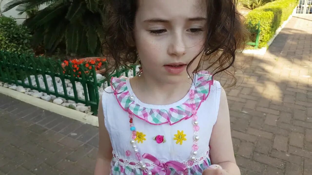 Ютуб видео с девочками. Юту девочки. ютуб для девочек.