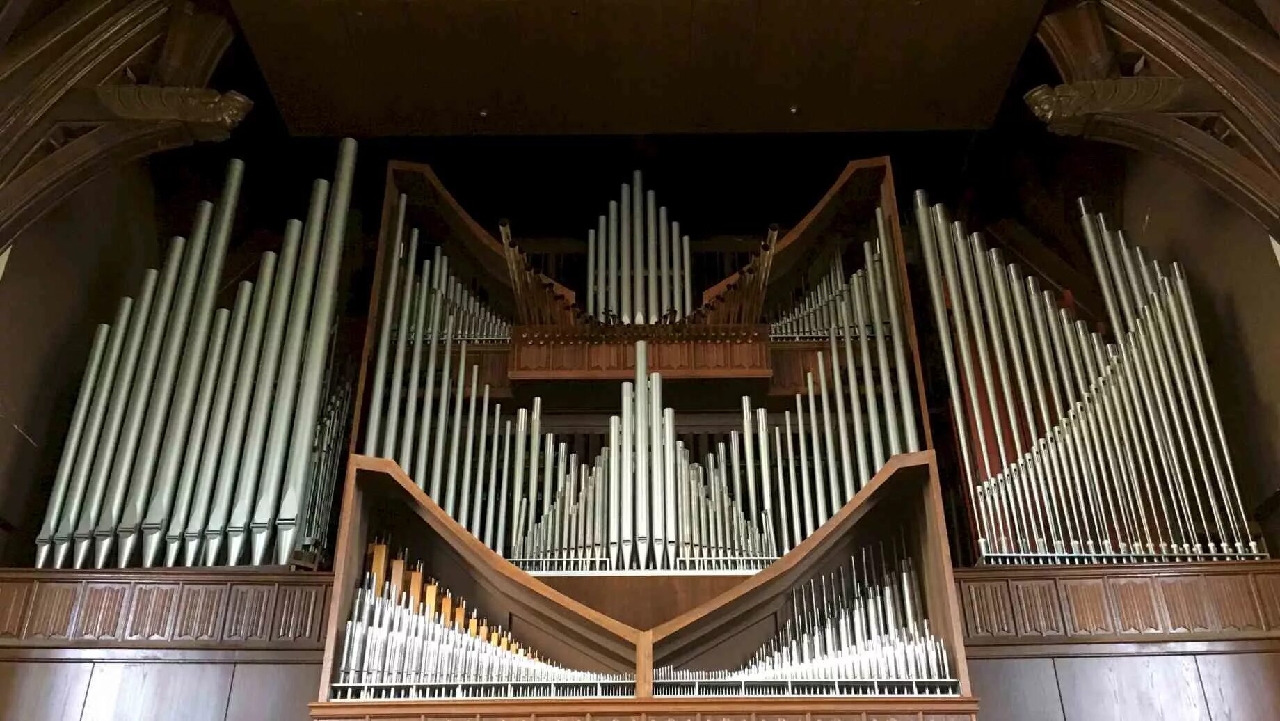 Большой орган. Орган концертного зала Бордуок. Самый большой орган. Орган инструмент самый большой.