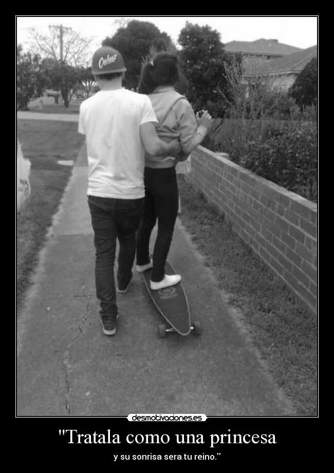 девушка с темными волосами с парнем. мальчик с девочкой без лица. мальчик и девочка без лица. девочка 14 лет с парнем. парень и девушка подростки.