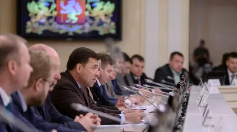 Свердловская область политика