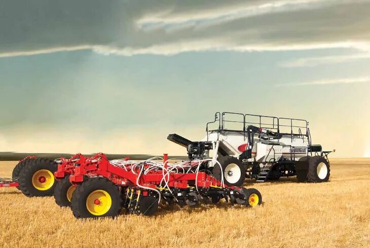 Борго 2 й полевой. Сеялка бурго. сеялка борго 3720. посевной комплекс bourgault 3720. сеялка зерновая борго 3720.