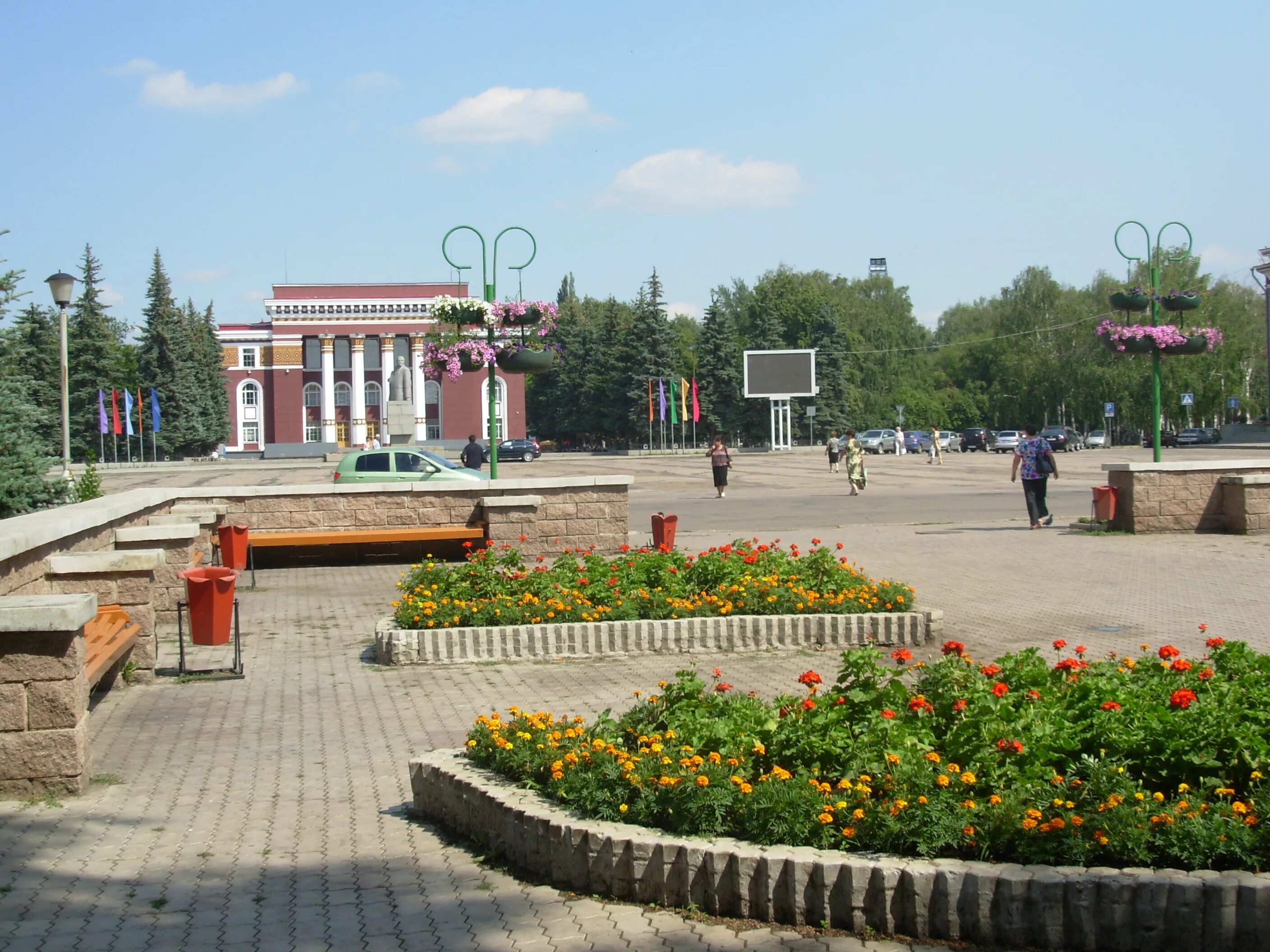 Г салават рб. Город салават башкортостан. город салават площадь ленина. площадь города салават. салават республика башкортостан площадь ленина.