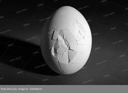 Почему яйцо трескается
