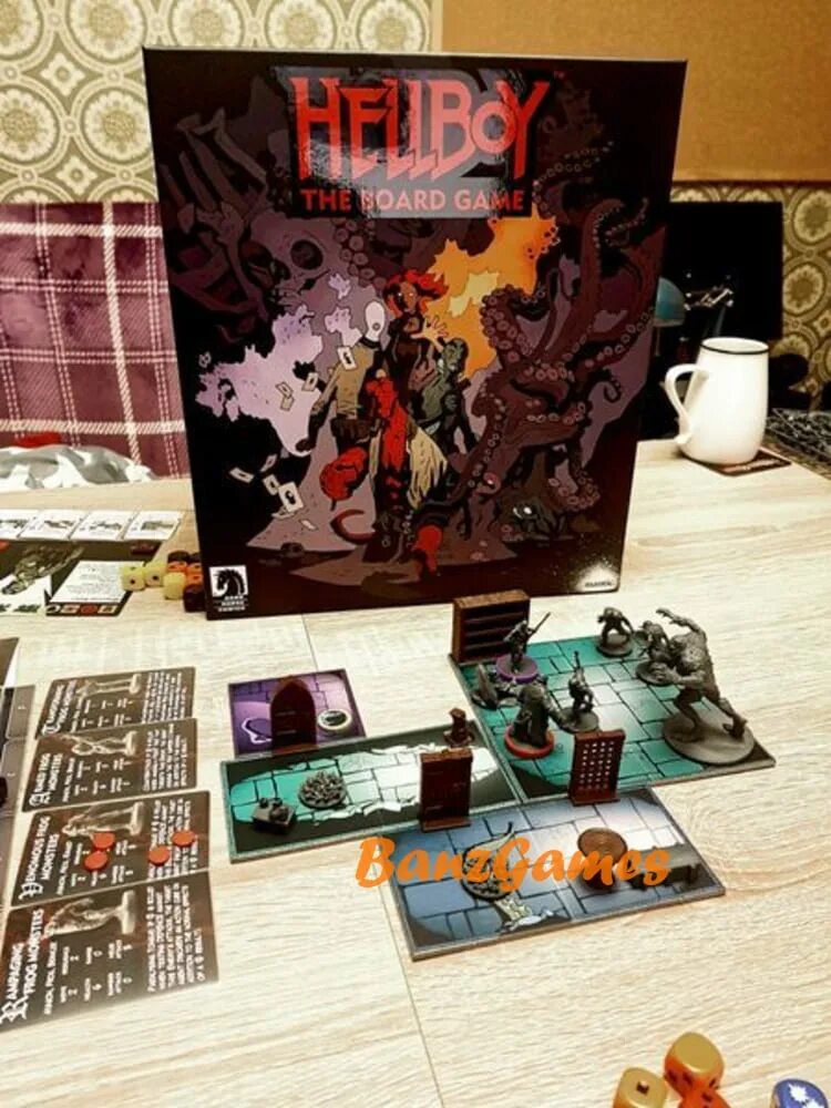 Хеллбой игра. Хеллбой настольная игра. Хеллбой настольная игра. Настольная игра хеллбой персонажи. Хеллбой комплектация настольная игра.
