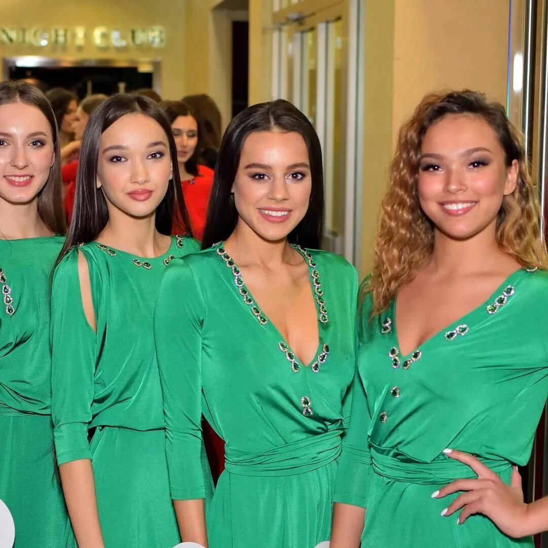 Даша крайт. Каталина отальваро. Другую красавицу. Другую красавицу. Яна добровольская 2022.