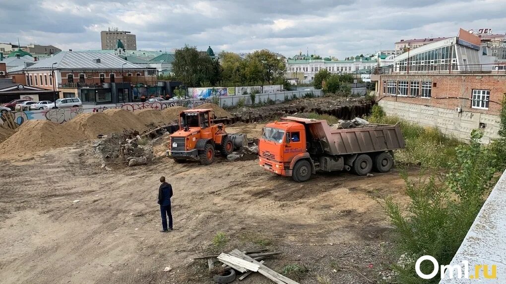 Котлован ижевск. Котлован омск. котлован на ипподромской. котлован октябрьский. засыпанный омск.