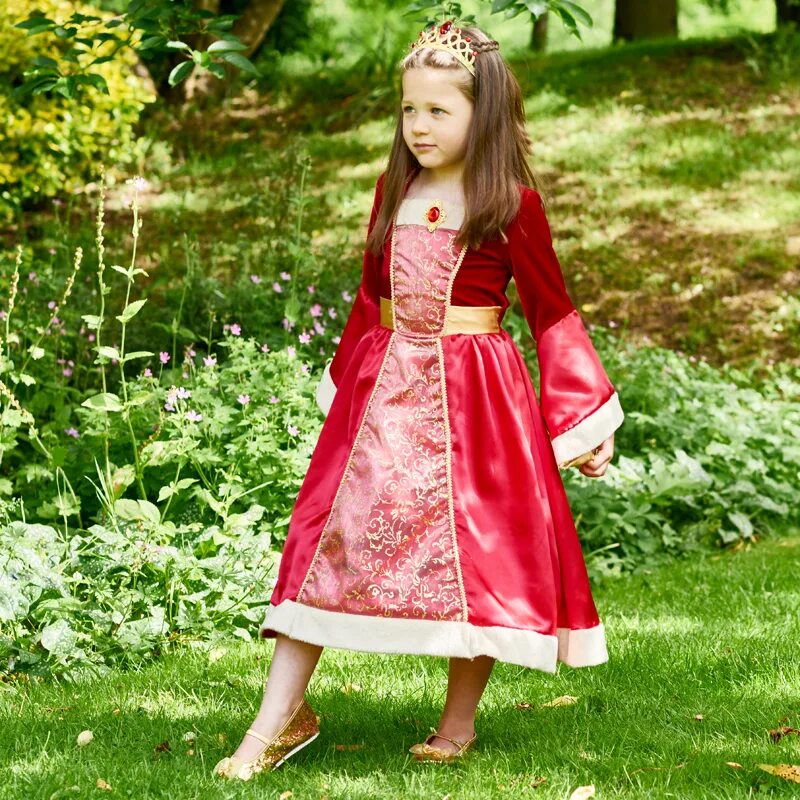 Костюм сказка девочки. Сказочная одежда. Сказочный костюм для девочки. Одежда принцессы в средневековье. Дети в сказочной одежде.