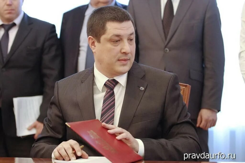 Фомагин игорь. Департамент дорожного хозяйства югры. Департамент дорожного хозяйства югры. Гребешок константин сергеевич ханты-мансийск. Дорожный департамент хмао-югры.